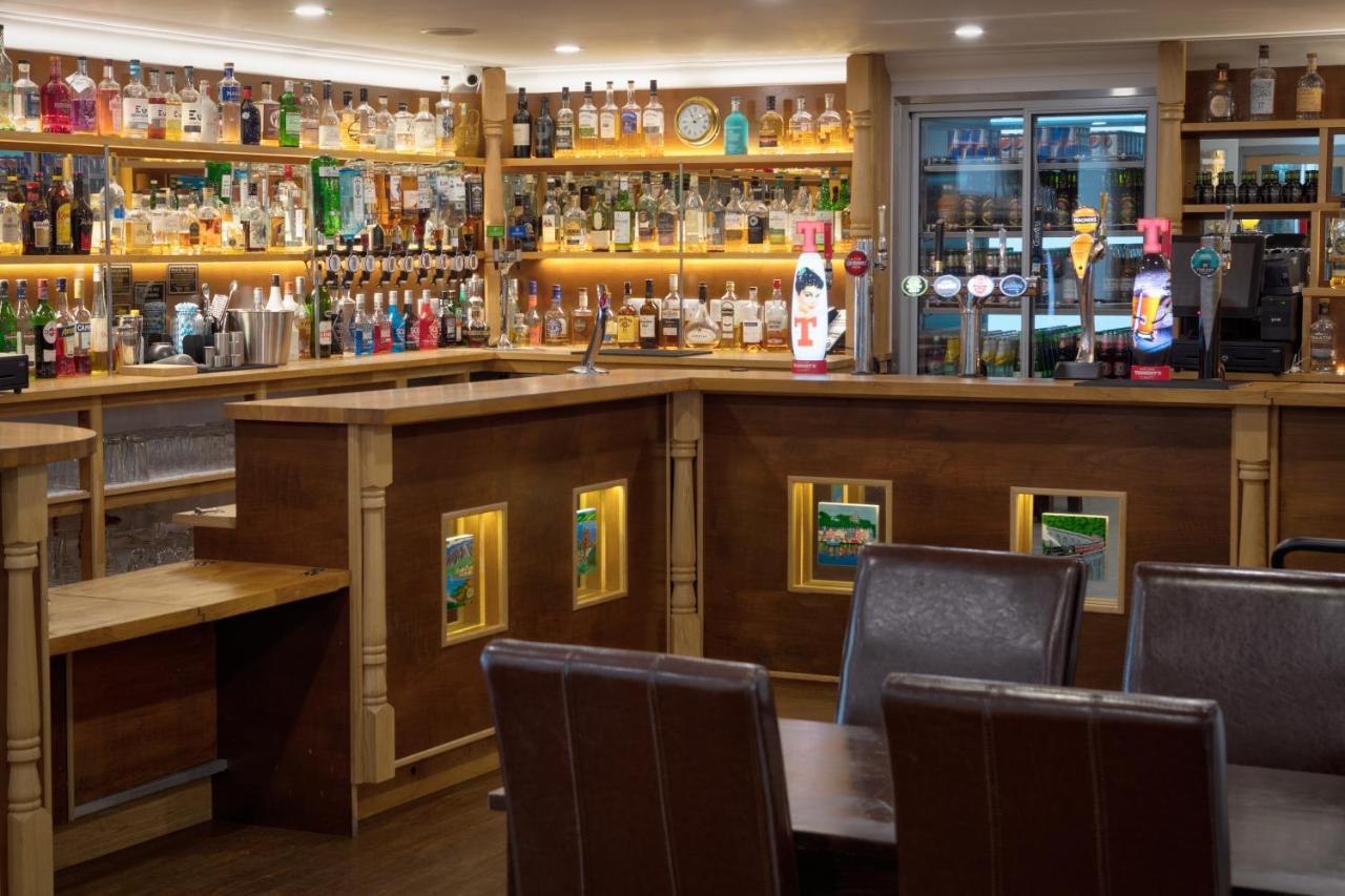The Brander Lodge Hotel And Bistro Тинилт Екстериор снимка