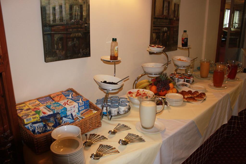 The Brander Lodge Hotel And Bistro Тинилт Екстериор снимка