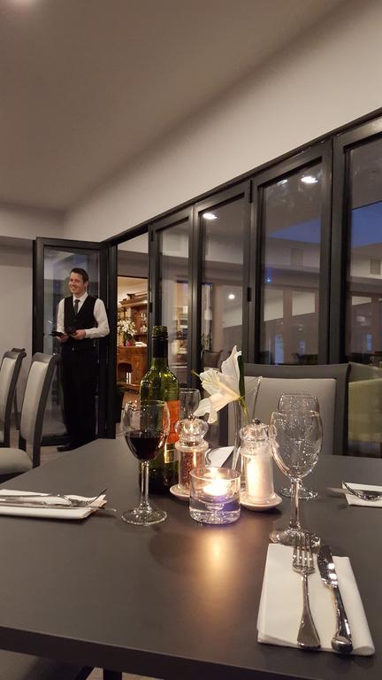 The Brander Lodge Hotel And Bistro Тинилт Екстериор снимка